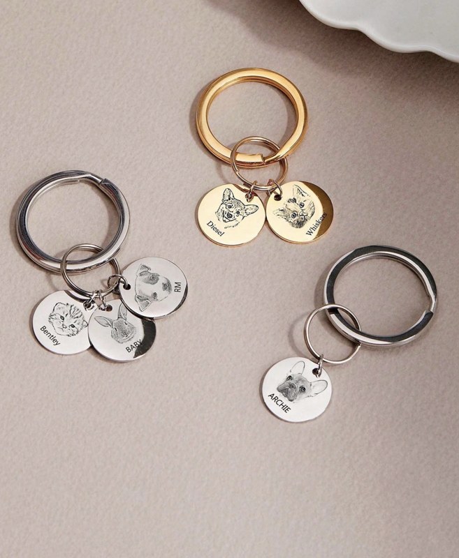 Thumbnail: Engraved pet portrait keychain 6